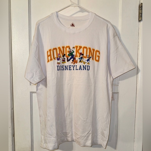 Hong Kong Disneyland Shirt size XL NWT - Picture 1 of 5